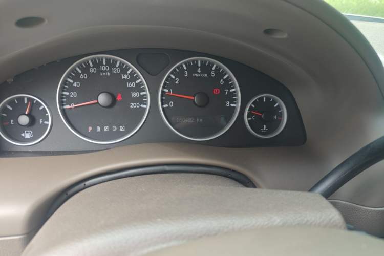 Used Buick GL8 2012 2.4L BASE Comfort Edition Odometer Close Up