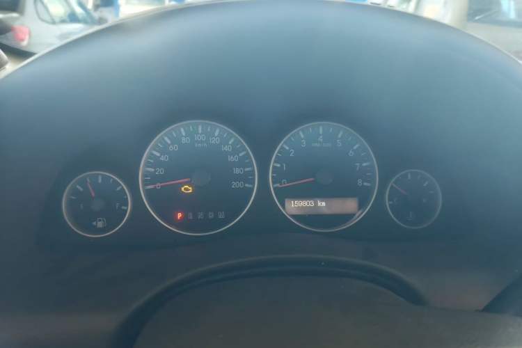 Used Buick GL8 2012 2.4L BASE Comfort Edition Odometer Close Up