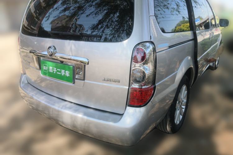 Used Buick GL8 2012 2.4L BASE Comfort Edition Rear Right 45 Deg