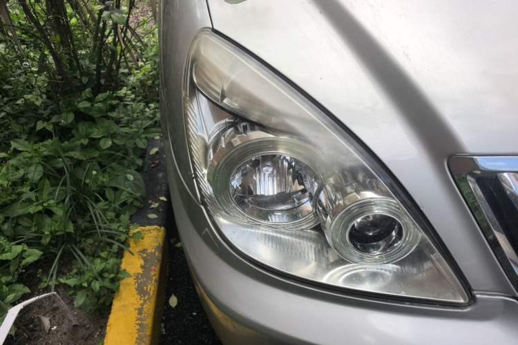 Used Buick GL8 2012 2.4L BASE Comfort Edition Right Front Headlight