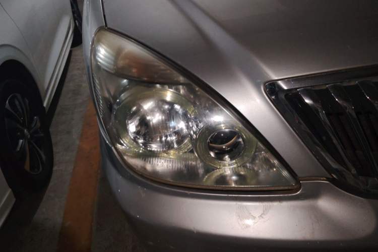 Used Buick GL8 2012 2.4L BASE Comfort Edition Right Front Headlight