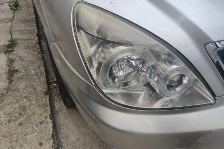 Used Buick GL8 2012 2.4L BASE Comfort Edition Right Front Headlight