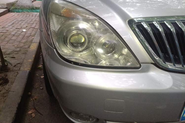 Used Buick GL8 2012 2.4L BASE Comfort Edition Right Front Headlight