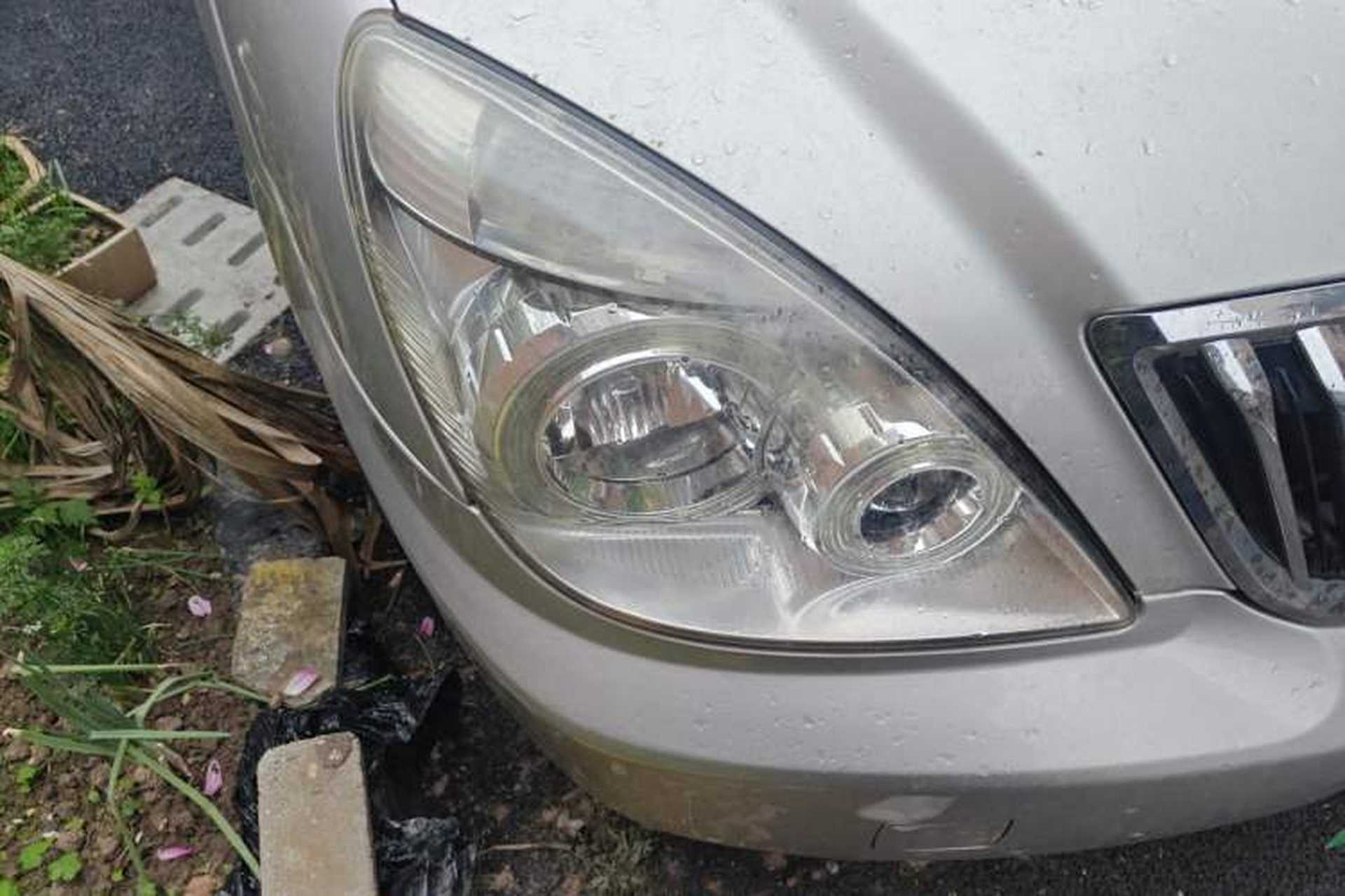 Used Buick GL8 2012 2.4L BASE Comfort Edition Right Front Headlight