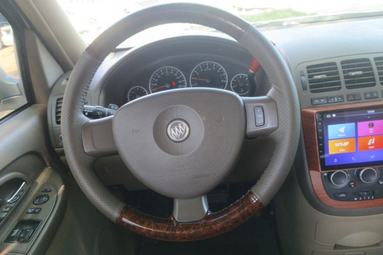 Used Buick GL8 2012 2.4L BASE Comfort Edition Steering Wheel