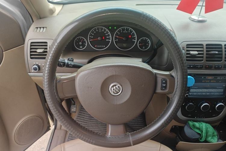 Used Buick GL8 2012 2.4L BASE Comfort Edition Steering Wheel
