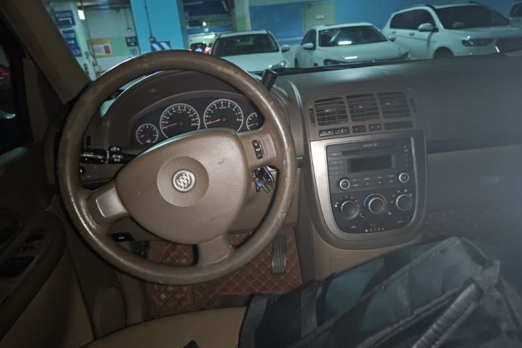 Used Buick GL8 2012 2.4L BASE Comfort Edition Steering Wheel