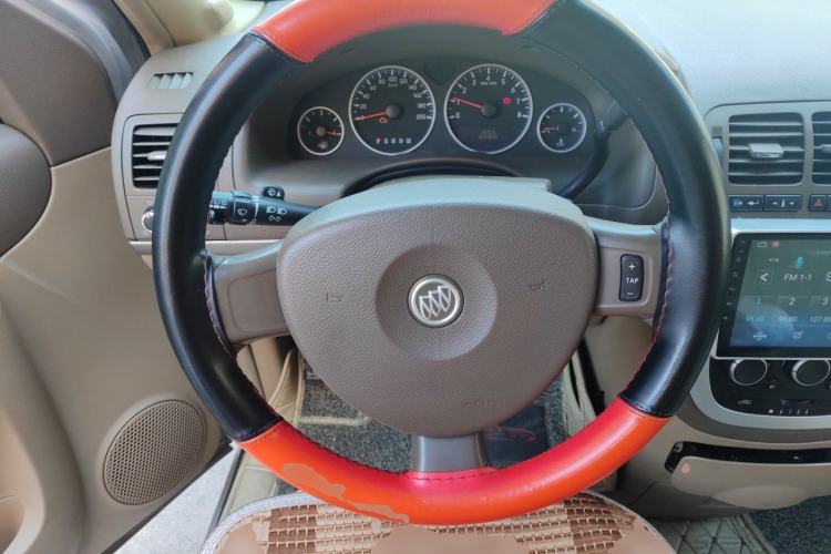 Used Buick GL8 2012 2.4L BASE Comfort Edition Steering Wheel