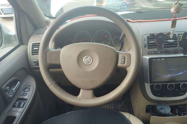 Used Buick GL8 2012 2.4L BASE Comfort Edition Steering Wheel