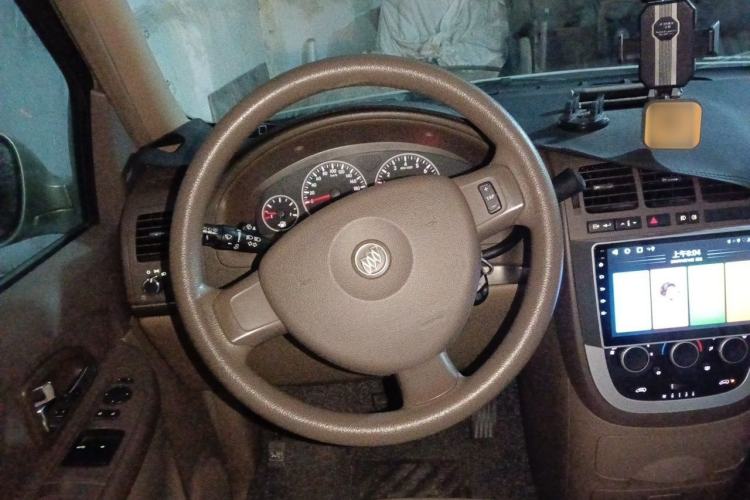 Used Buick GL8 2012 2.4L BASE Comfort Edition Steering Wheel
