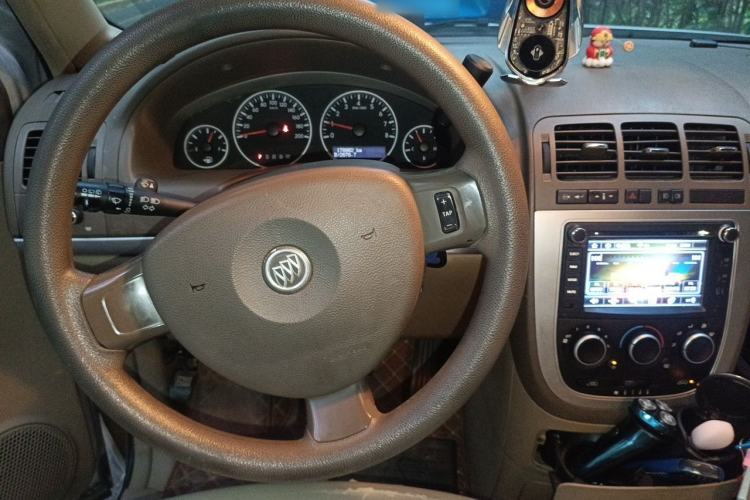 Used Buick GL8 2012 2.4L BASE Comfort Edition Steering Wheel