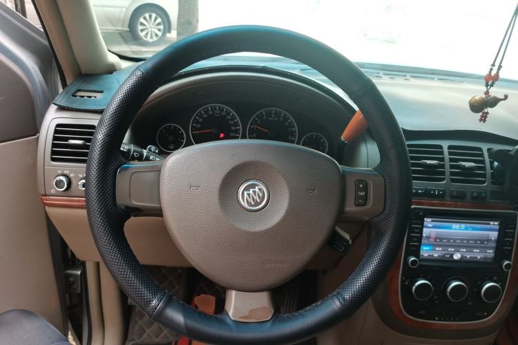 Used Buick GL8 2012 2.4L BASE Comfort Edition Steering Wheel