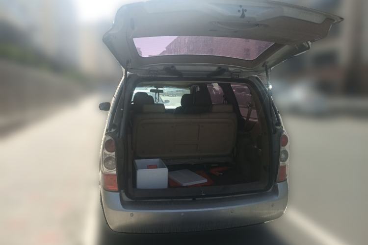 Used Buick GL8 2012 2.4L BASE Comfort Edition Trunk