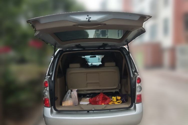 Used Buick GL8 2012 2.4L BASE Comfort Edition Trunk