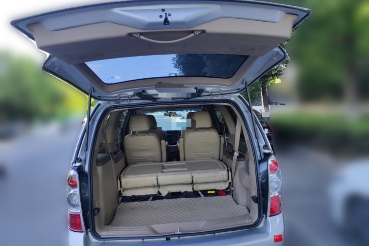 Used Buick GL8 2012 2.4L BASE Comfort Edition Trunk