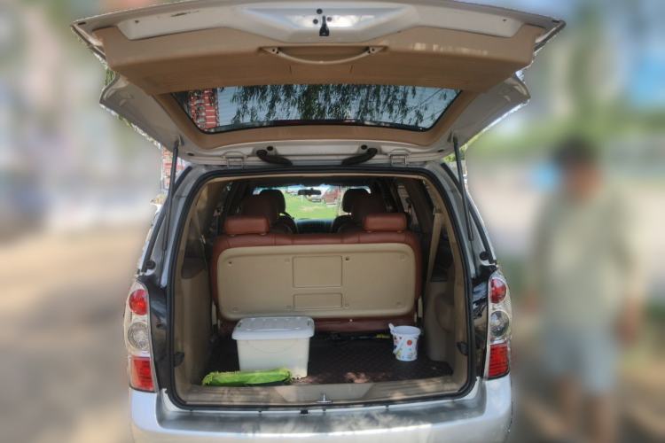 Used Buick GL8 2012 2.4L BASE Comfort Edition Trunk