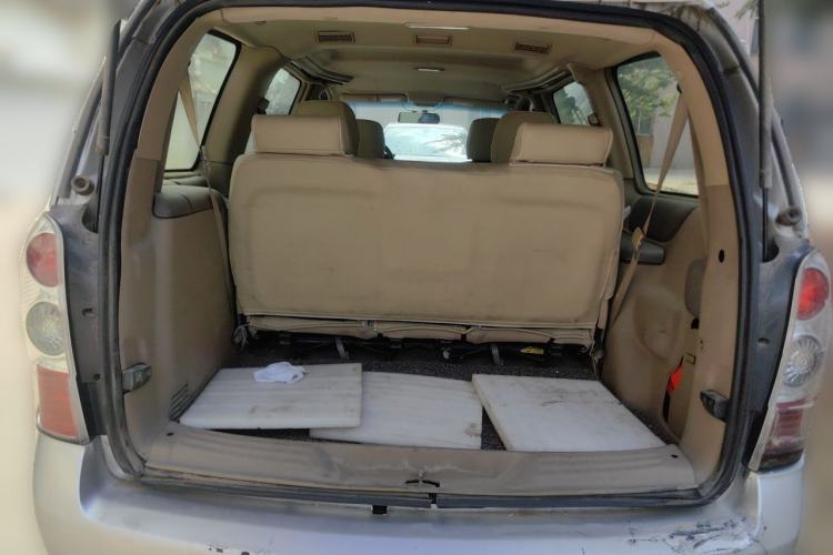 Used Buick GL8 2012 2.4L BASE Comfort Edition Trunk
