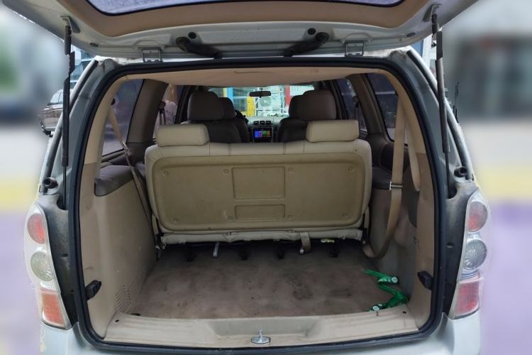 Used Buick GL8 2012 2.4L BASE Comfort Edition Trunk