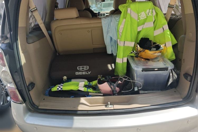 Used Buick GL8 2012 2.4L BASE Comfort Edition Trunk