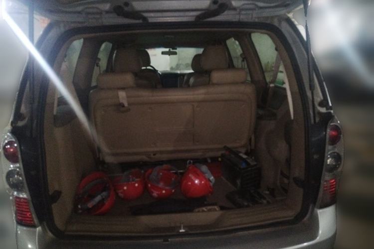Used Buick GL8 2012 2.4L BASE Comfort Edition Trunk