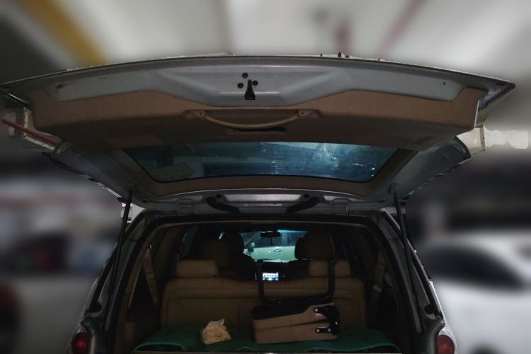 Used Buick GL8 2012 2.4L BASE Comfort Edition Trunk