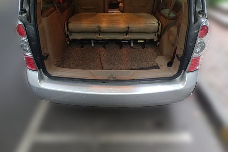Used Buick GL8 2012 2.4L BASE Comfort Edition Trunk
