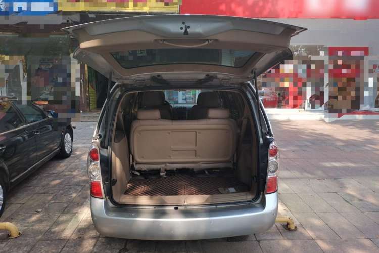 Used Buick GL8 2012 2.4L BASE Comfort Edition Trunk