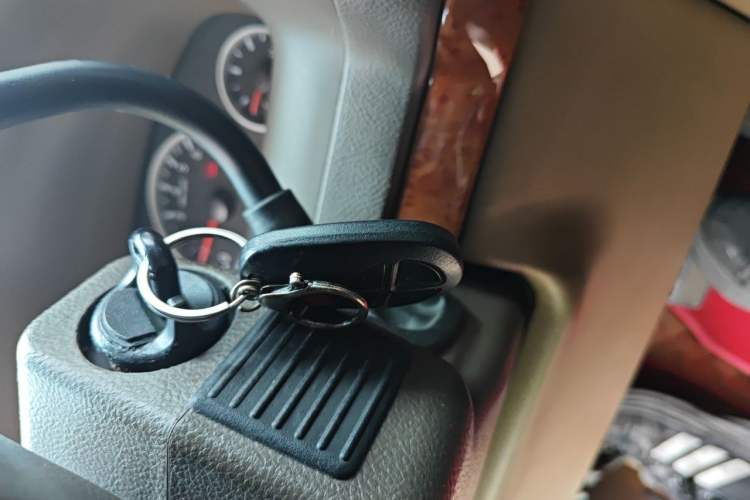 Used Buick GL8 2012 2.4L BASE Comfort Edition Vehicle Key