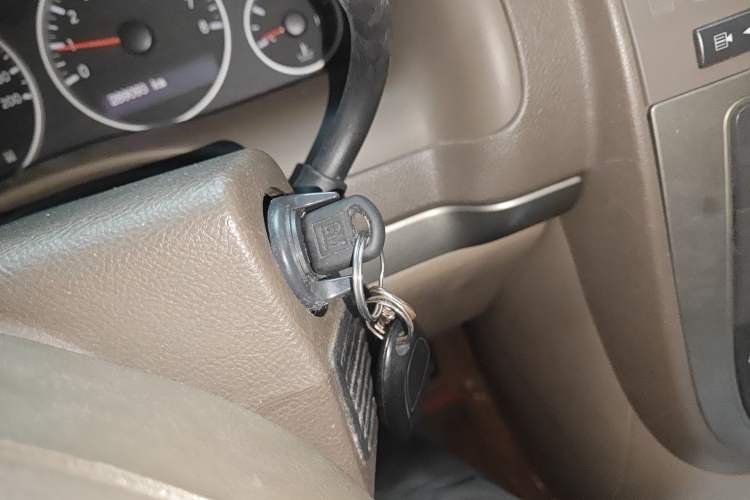 Used Buick GL8 2012 2.4L BASE Comfort Edition Vehicle Key