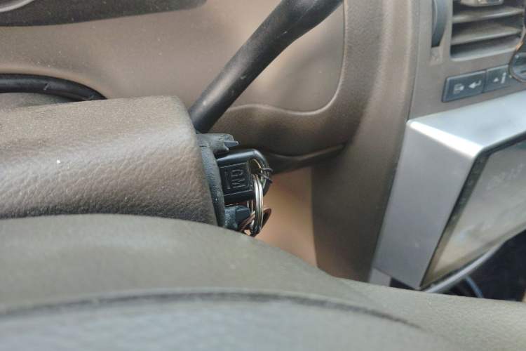 Used Buick GL8 2012 2.4L BASE Comfort Edition Vehicle Key
