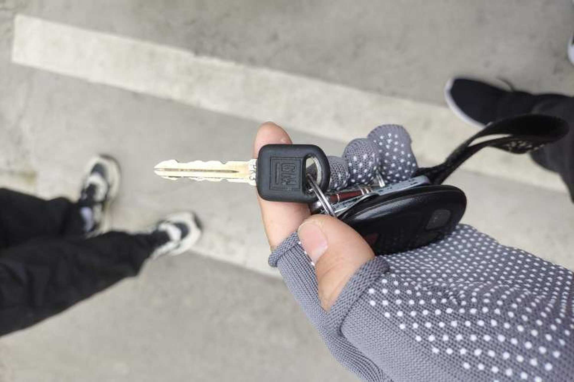 Used Buick GL8 2012 2.4L BASE Comfort Edition Vehicle Key
