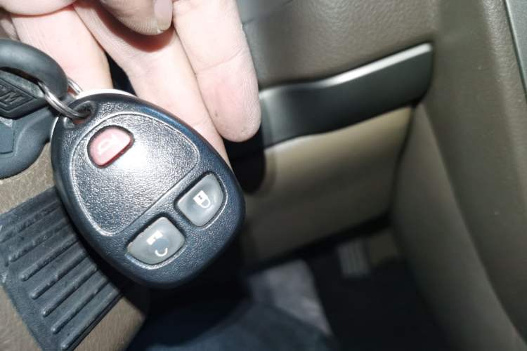Used Buick GL8 2012 2.4L BASE Comfort Edition Vehicle Key