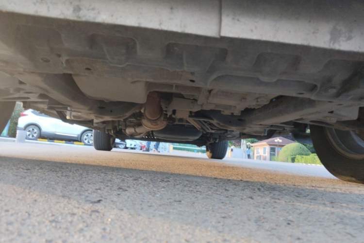 Used Buick GL8 2012 2.4L BASE Comfort Edition Chassis Front