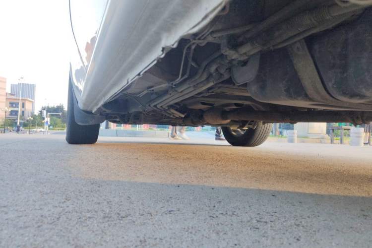 Used Buick GL8 2012 2.4L BASE Comfort Edition Chassis Rear Left