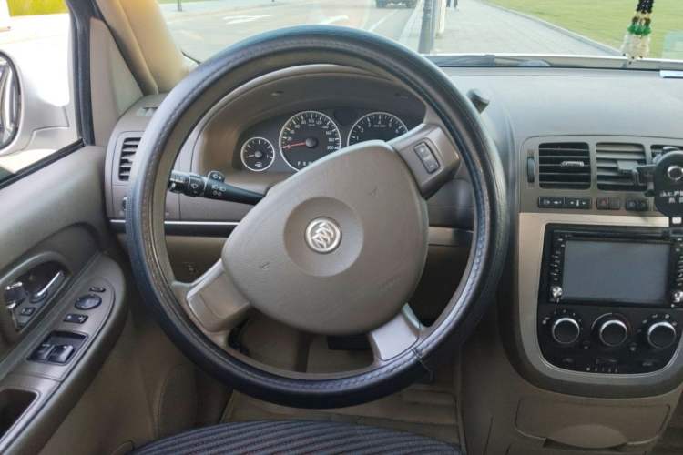 Used Buick GL8 2012 2.4L BASE Comfort Edition Steering Wheel