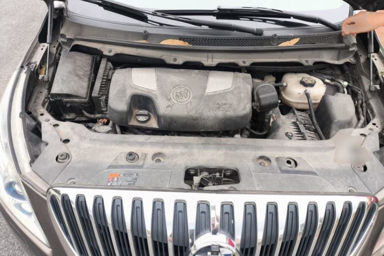 Used Buick GL8 2013 3.0L XT Luxury Business Flagship Edition Engine Bay