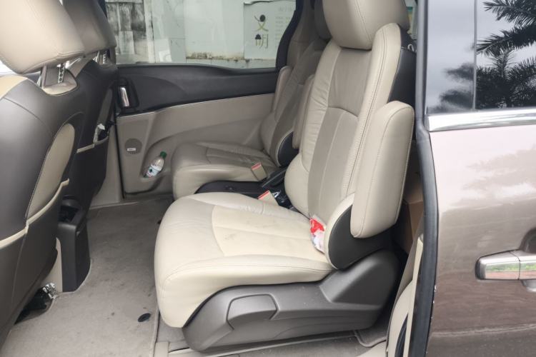 Used Buick GL8 2013 3.0L XT Luxury Business Flagship Edition Left Rear Seat