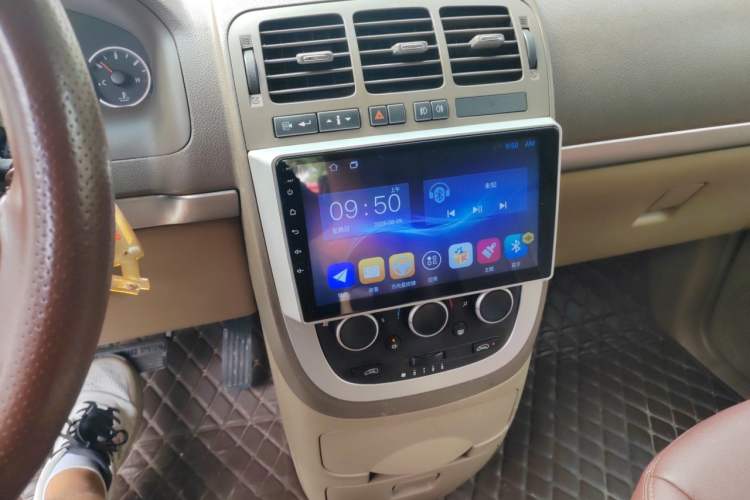 Used Buick GL8 2013 2.4L Comfort Edition Audio And AC Panel