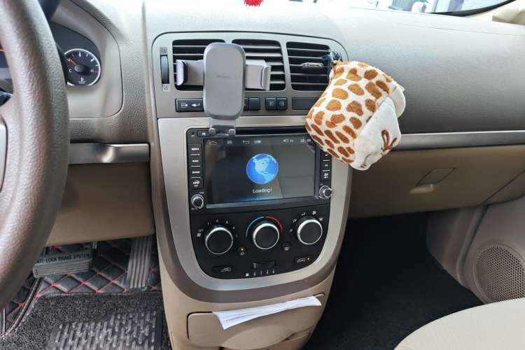 Used Buick GL8 2013 2.4L Comfort Edition Audio And AC Panel