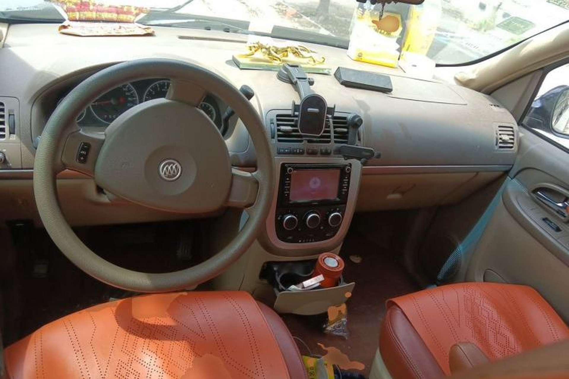 Used Buick GL8 2013 2.4L Classic Edition Center Console
