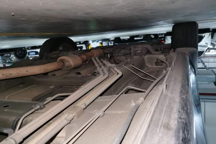 Used Buick GL8 2013 2.4L Comfort Edition Chassis Front Left