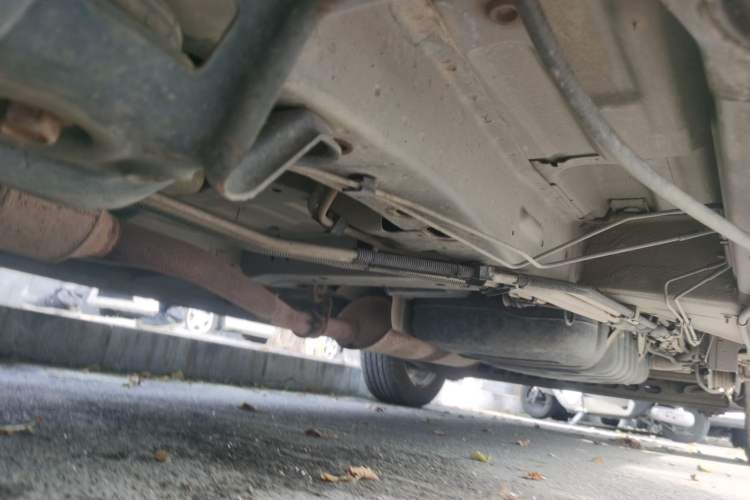 Used Buick GL8 2013 2.4L Executive Edition Chassis Front Left