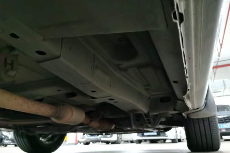Used Buick GL8 2013 2.4L Comfort Edition Chassis Front Right