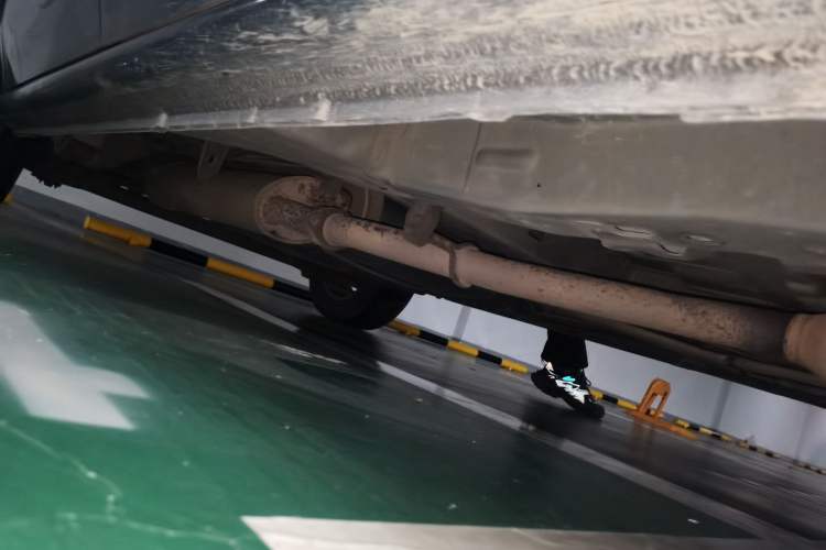 Used Buick GL8 2013 2.4L Comfort Edition Chassis Front Right