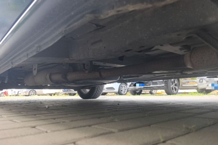 Used Buick GL8 2013 2.4L Comfort Edition Chassis Front Right