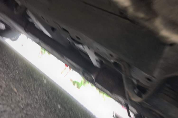 Used Buick GL8 2013 2.4L Classic Edition Chassis Front Right