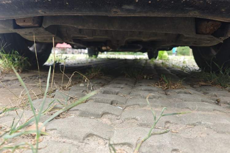 Used Buick GL8 2013 2.4L Classic Edition Chassis Front