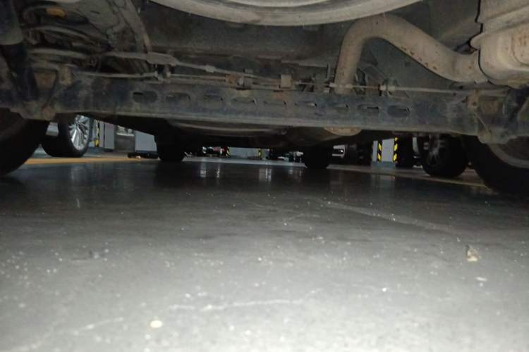 Used Buick GL8 2013 3.0L XT Luxury Business Flagship Edition Chassis Rear