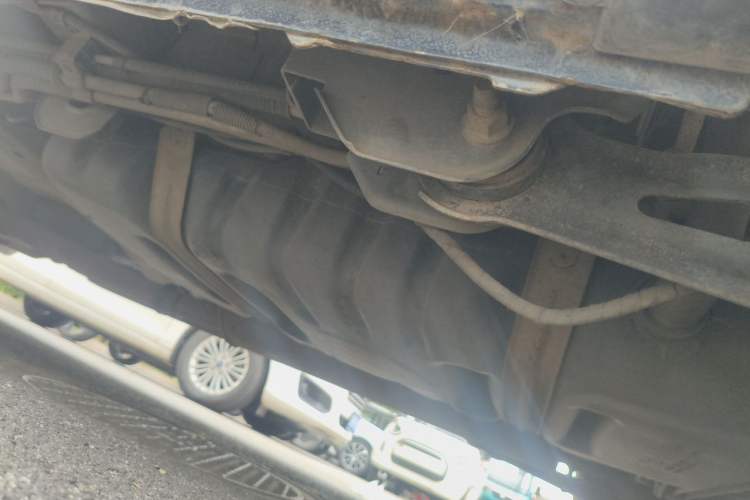 Used Buick GL8 2013 2.4L Comfort Edition Chassis Rear Left
