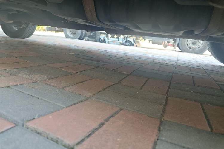 Used Buick GL8 2013 2.4L Classic Edition Chassis Rear Left